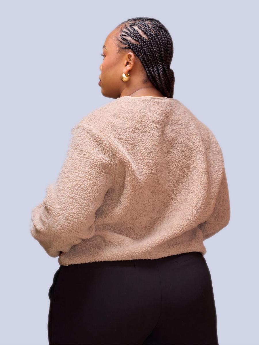 Veste peluche boutonnée