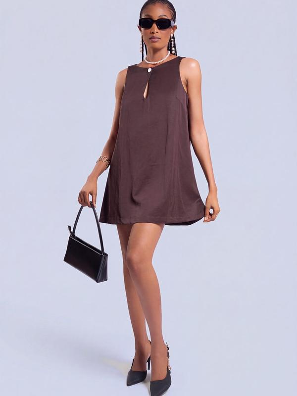 Robe évasée sans manches